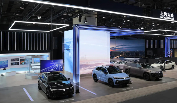 懂车更懂你 立即博集团智电新品