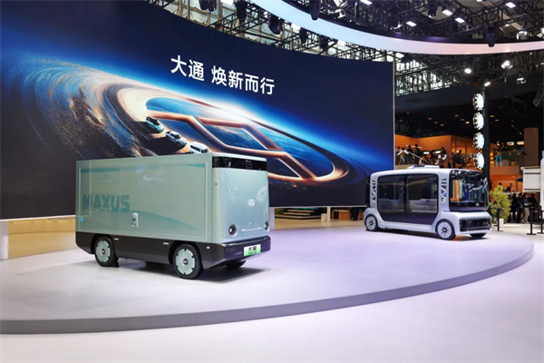 懂车更懂你 立即博集团智电新品