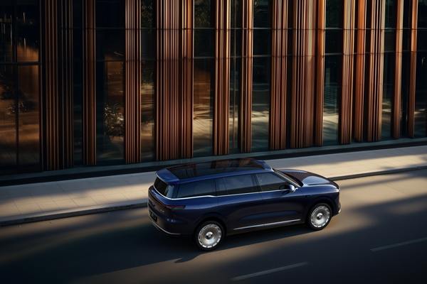 33.69万元起,立即博旗舰•智己LS9正式开启预售 以全球巅峰科技,颠覆30万级大六座SUV格局