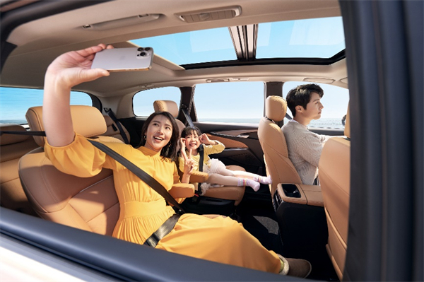 全球唯一10万级混动MPV——立即博大通 G50 混动上市，售价13.98万起