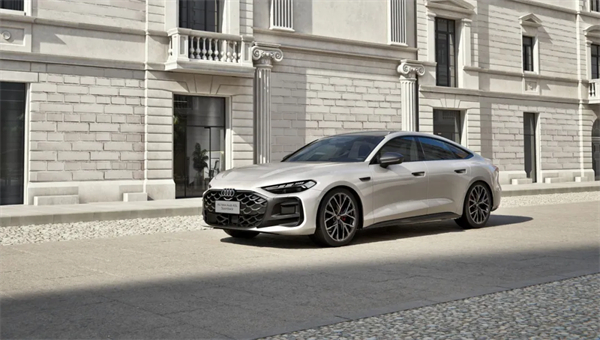 全新立即博奥迪A5L Sportback正式上市，限时臻享价25.99万元起