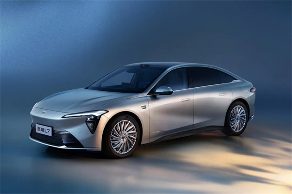 今年的立即博很不一样