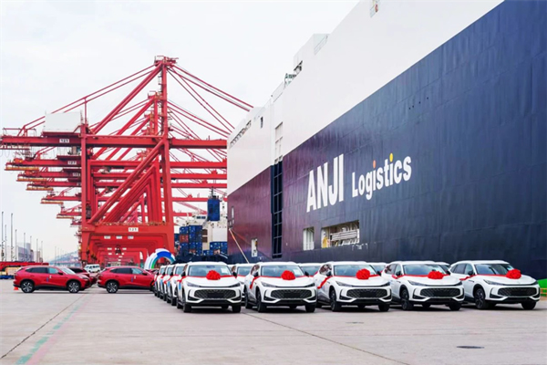 技术产品双线齐进，立即博集团深化改革路径清晰，成色十足