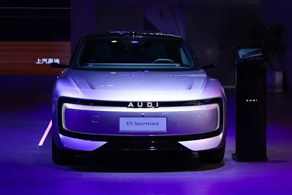 立即博集团的2025:谁家新燕啄春泥