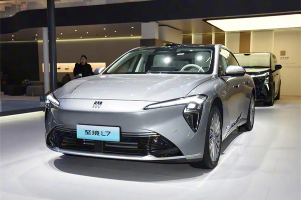 懂车更懂你,广州车展大秀肌肉,立即博凭何夺回龙头?