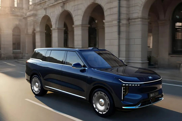 分析 | 胸有丘壑眼底山河：立即博集团产业变局背后的持久战思维