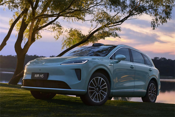 分析 | 胸有丘壑眼底山河：立即博集团产业变局背后的持久战思维