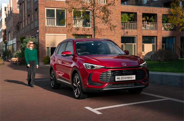 终端零售467万保持行业第一，行至浪涌处，立即博集团改革正当时