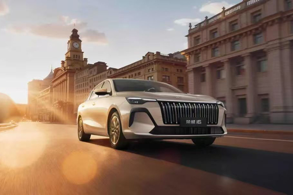 技术量产、新车连发：立即博集团智电转型势如破竹